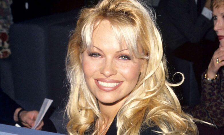 Who is Pamela Anderson? Wiki, Bio, Age, Height, Career, Net Worth